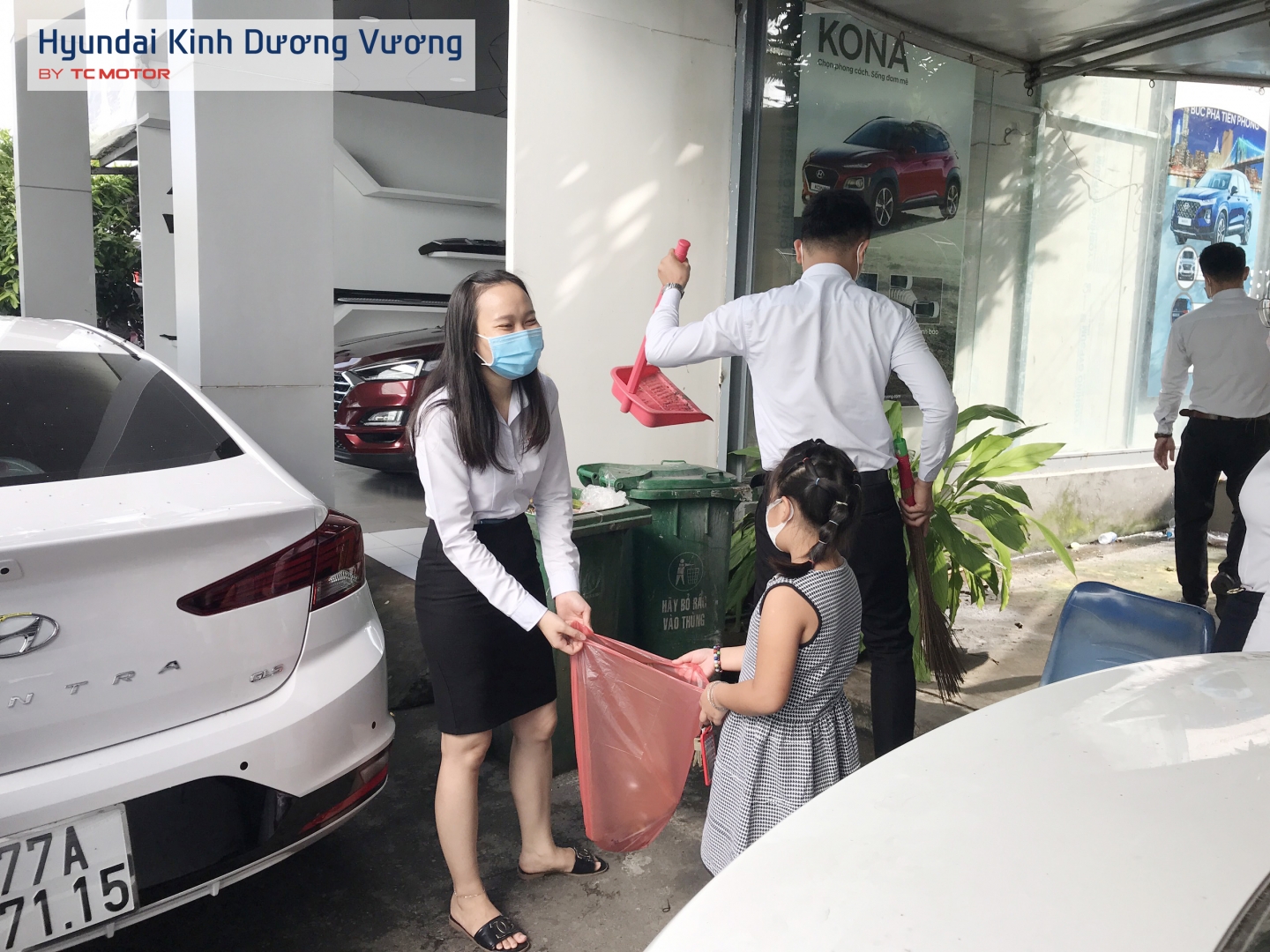 [CUỐI TUẦN SÔI ĐỘNG] - CB.CNV HYUNDAI KINH DƯƠNG VƯƠNG TỔNG VỆ SINH KHUÔN VIÊN CÔNG TY