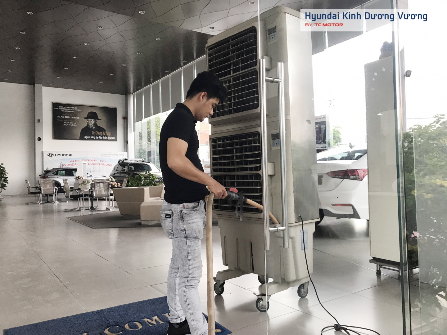 [CUỐI TUẦN SÔI ĐỘNG] - CB.CNV HYUNDAI KINH DƯƠNG VƯƠNG TỔNG VỆ SINH KHUÔN VIÊN CÔNG TY