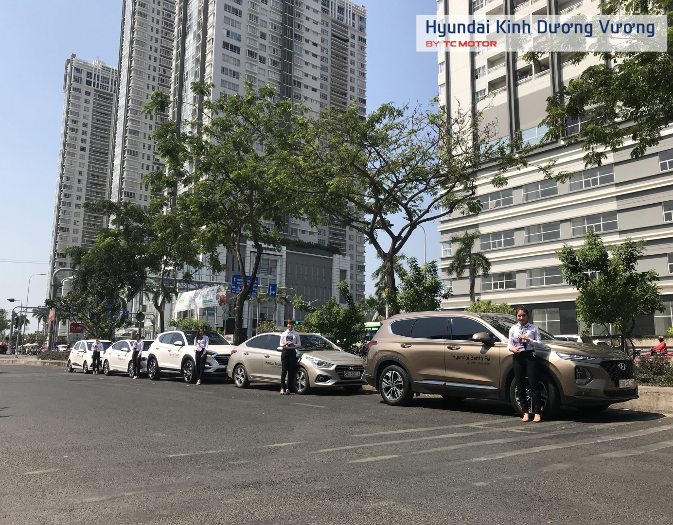  HÌNH ẢNH  ROADSHOW CÙNG HYUNDAI KINH DƯƠNG VƯƠNG NỔI BẬT TRÊN ĐƯỜNG PHỐ SÀI GÒN