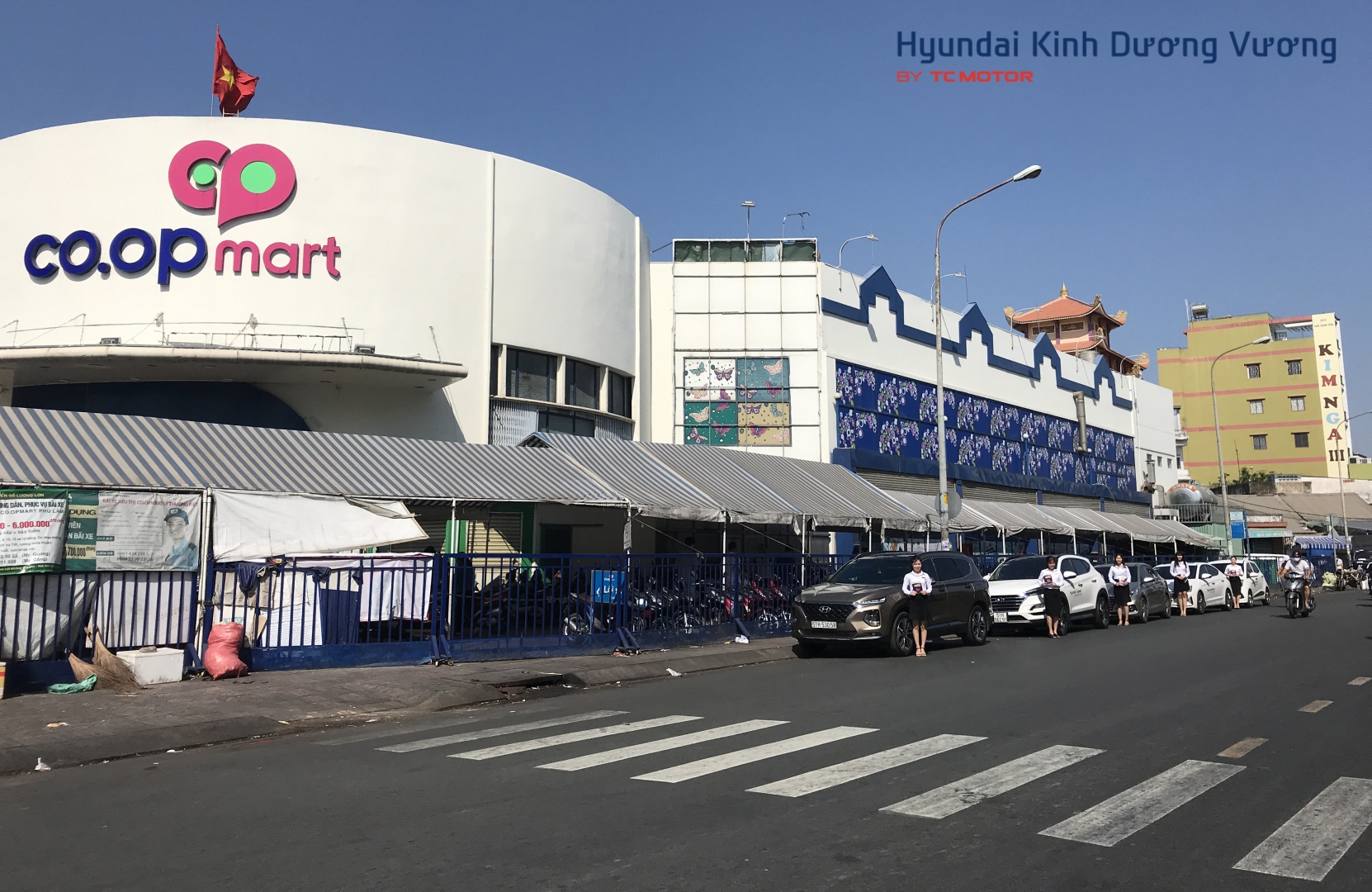  HÌNH ẢNH  ROADSHOW CÙNG HYUNDAI KINH DƯƠNG VƯƠNG NỔI BẬT TRÊN ĐƯỜNG PHỐ SÀI GÒN