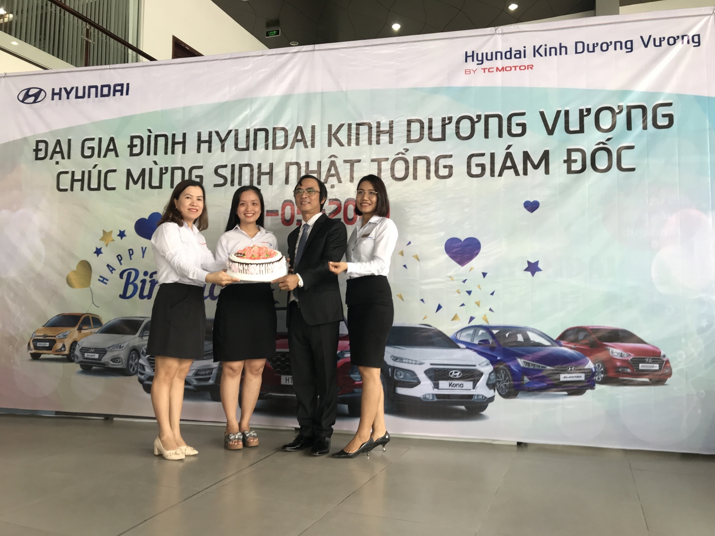 HYUNDAI KINH DƯƠNG VƯƠNG CHÚC MỪNG SINH NHẬT CHỦ TỊCH HĐTV